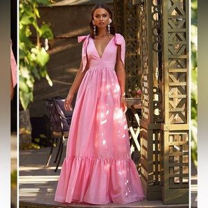 Alamour the label Cellina Maxi Dress